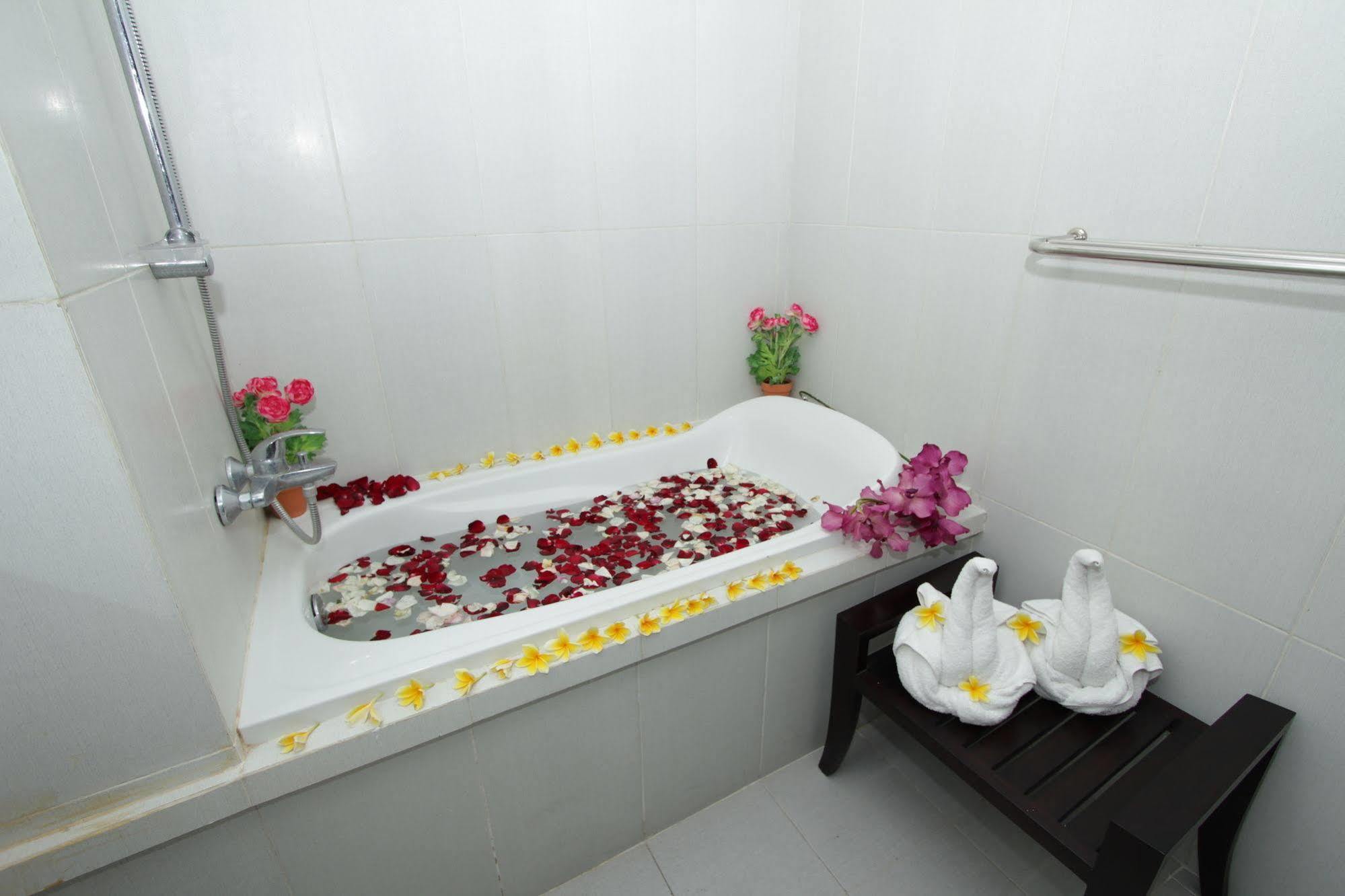 Gosyen Hotel Legian  Bagian luar foto